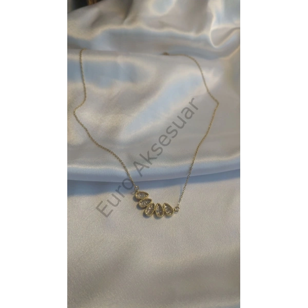 Yaprak Detaylı Çelik Kolye