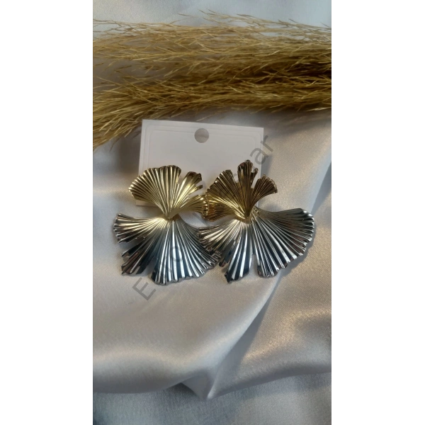 Yaprak Detaylı VIP Küpe