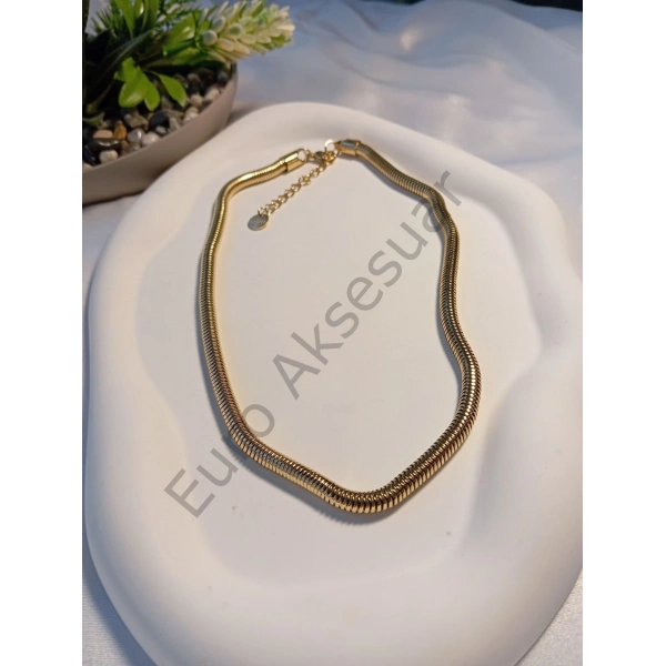 Zincir Detaylı Çelik Kolye