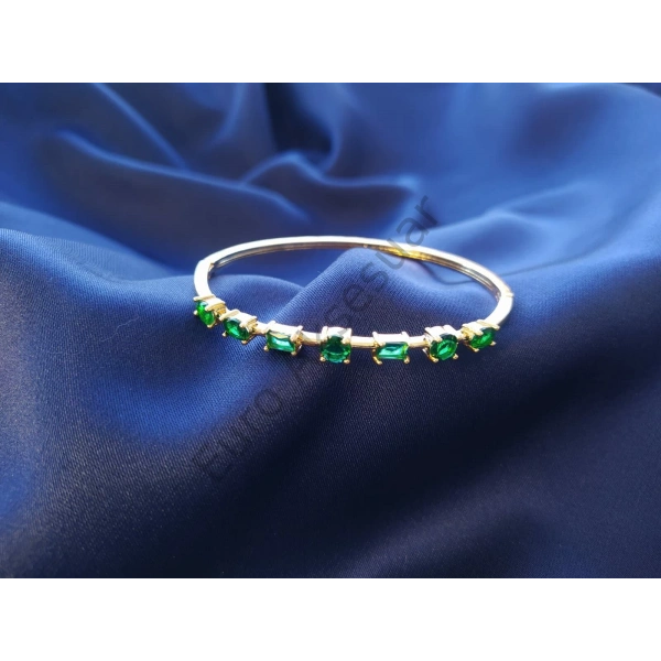 Yeşil Zirkon Taşlı Çelik Kelepçe