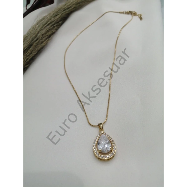 Zirkon Taşlı Çelik Kolye