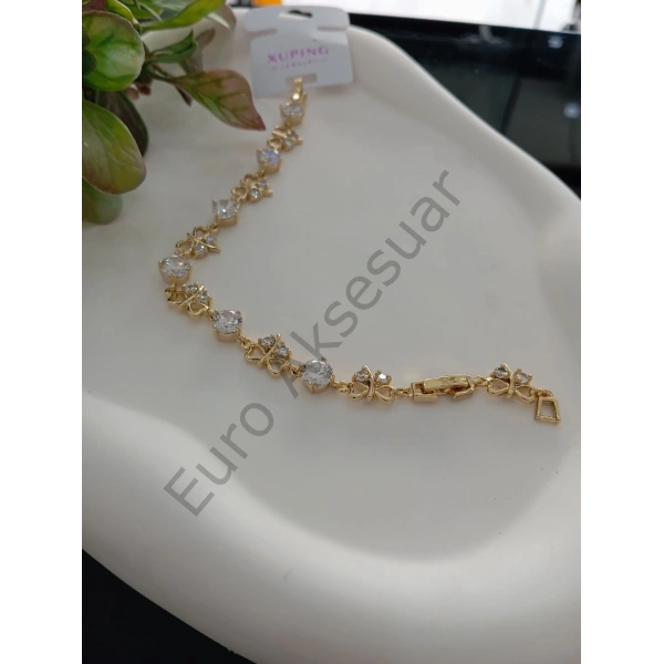Zirkon Taşlı Kelebek Detaylı Vip Bileklik