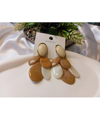 Euro Aksesuar Kadın Krem ve Kahve Tonlu Reçine Damla Küpe - Vintage Stil Büyük Boy Sallantılı Bijuteri Küpe