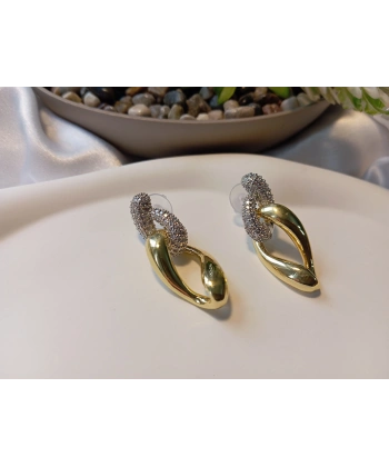 4 cm Işıltılı Zincir Formlu Lüks Küpe - Altın Kaplama Pave Taşlı İkili Geçmeli Küpe