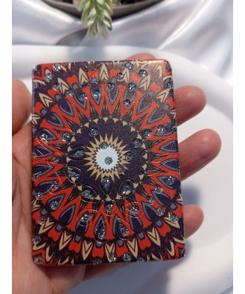 Koyu Kırmızı ve Mor Mandala Desenli Işıltılı Dikdörtgen Cep Aynası (7x1 cm)