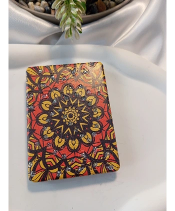 Kırmızı ve Sarı Mandala Desenli Işıltılı Dikdörtgen Cep Aynası (7x1 cm)