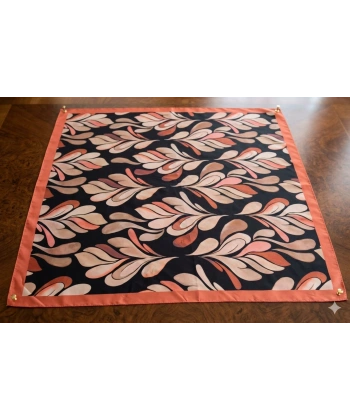90x90cm Yaprak Desenli Siyah ve Kiremit Rengi İpek Dokulu Şık Fular