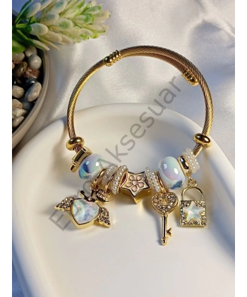 Beyaz Kalp Detaylı Pandora Bileklik