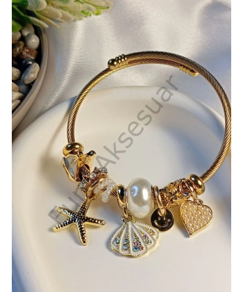 Gold Deniz Yıldızı Detaylı Charm Bileklik