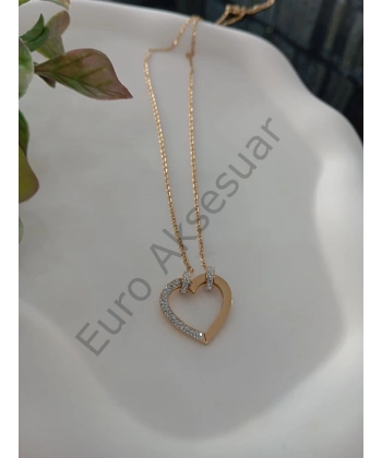 Gold Taş Detaylı Çelik Kalp Kolye