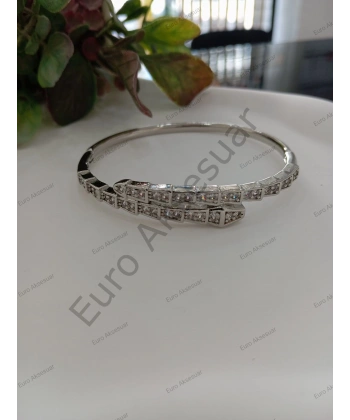 GÜMÜŞ RENK YILAN DETAYLI ÇELİK KELEPÇE