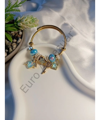 Mavi Kalp Detaylı Charm Bileklik