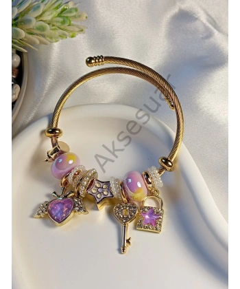 Pembe Kalp Detaylı Charm Bileklik