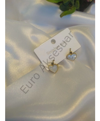 Sedefli Kalp Detaylı Çelik Küpe