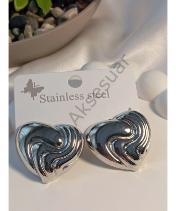 Silver Kalp Detaylı Küpe