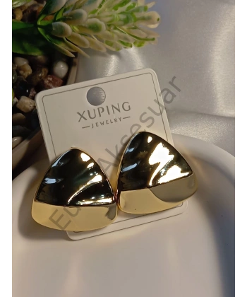 Üçgen Detay Vip Küpe