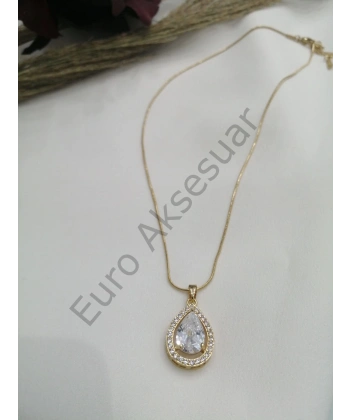 Zirkon Taşlı Çelik Kolye