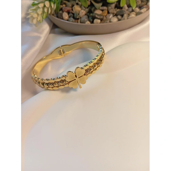 14K Yonca Detaylı Dorikalı Çelik Kelepçe Bileklik