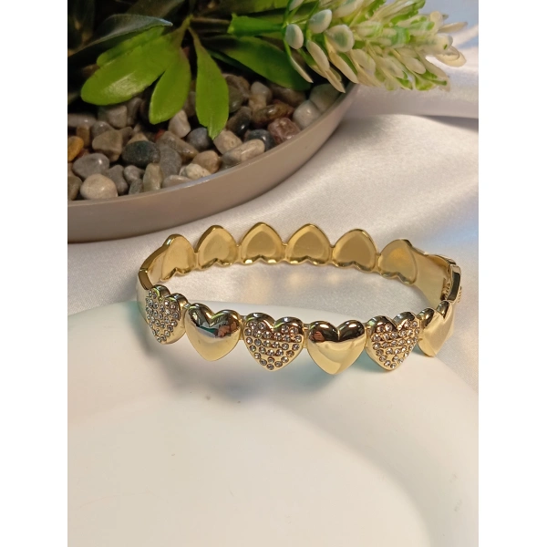 Zirkon Taşlı Kalp Detaylı Çelik Kelepçe Bileklik