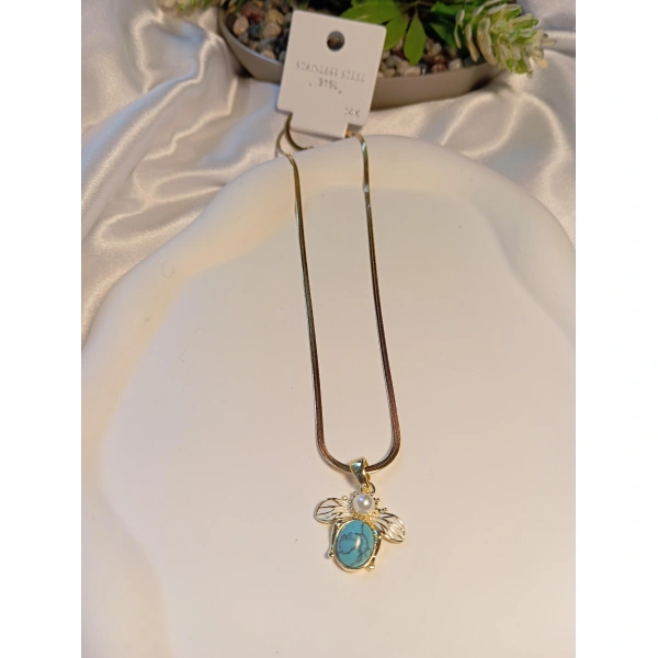 Arı Figürlü Firuze Taşlı Çelik Kolye