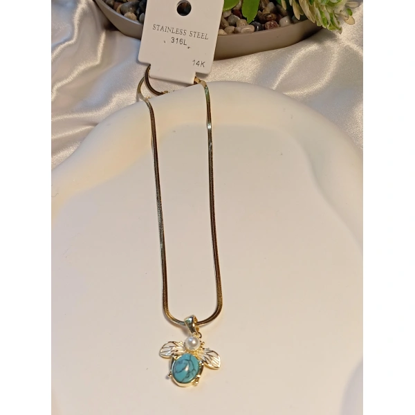 Arı Figürlü Firuze Taşlı Çelik Kolye