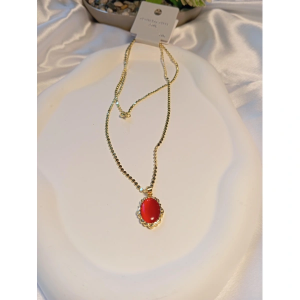 60 cm Kırmızı Taş Detaylı Pul Zincirli Çelik 14 K Kaplama Kolye