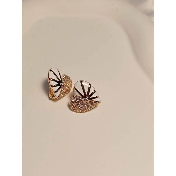 Beyaz Kalp Detaylı Xuping Jewelry Vip Küpe