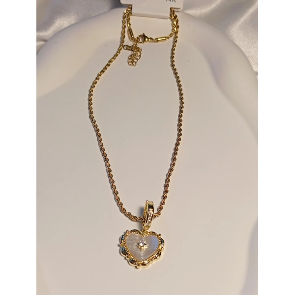 14 K Kaplama Burgu Zincirli İşlemeli Kalp Detaylı Çelik Kolye