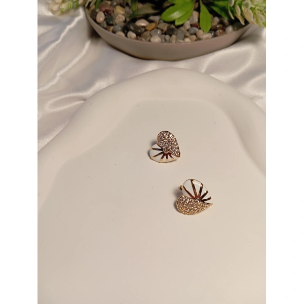 Beyaz Kalp Detaylı Xuping Jewelry Vip Küpe