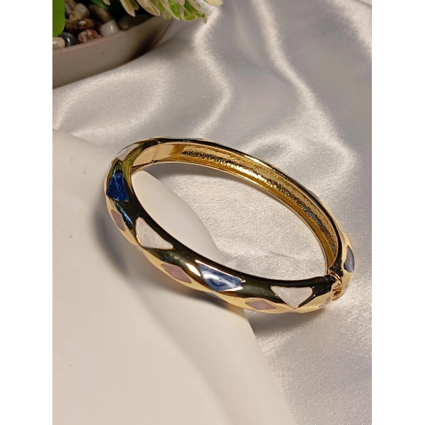 Renkli Üçgen Detaylı Mineli Bilezik