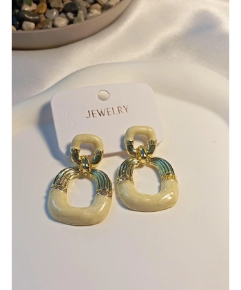 Krem Renk Porselen Küpe