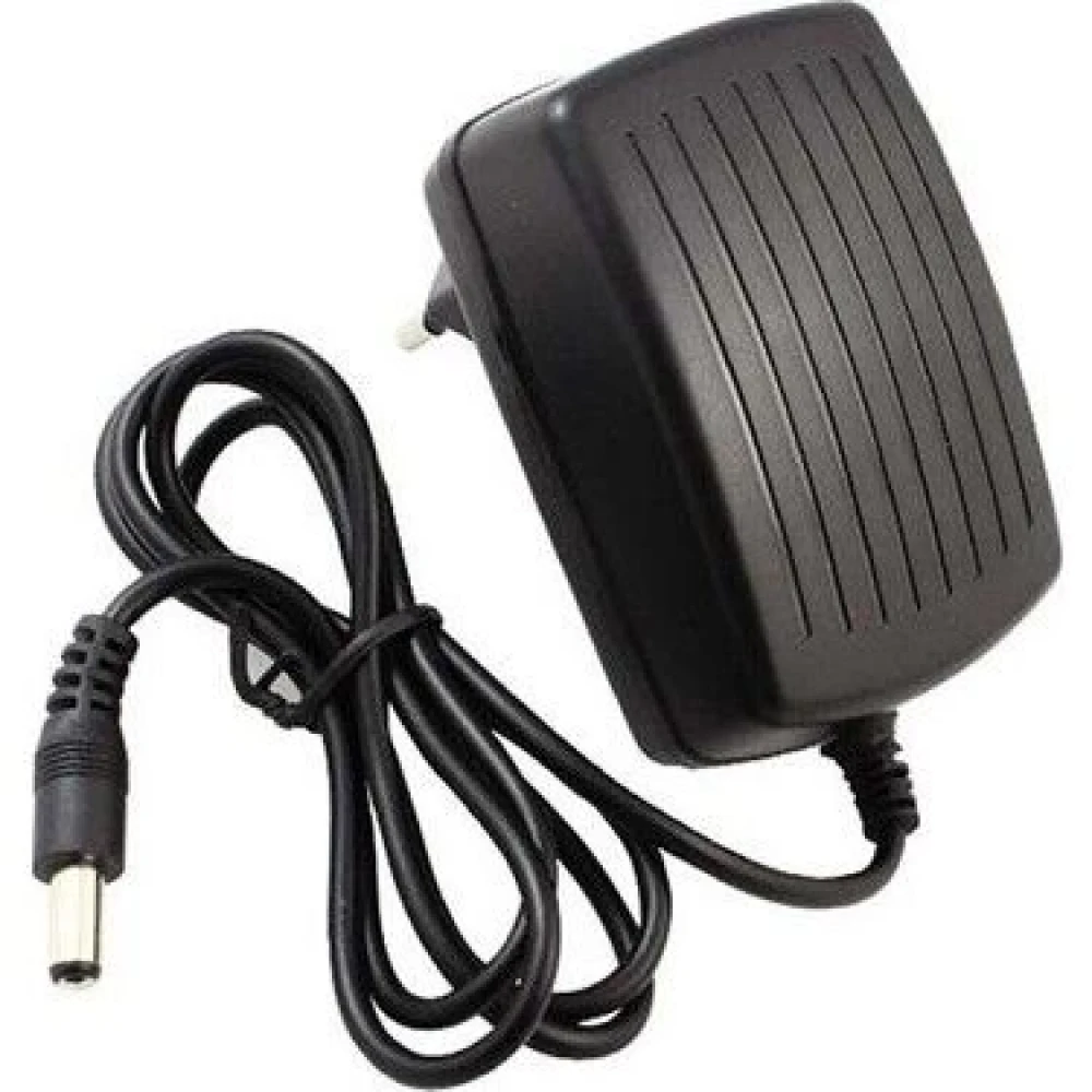 Priz Tipi Adaptör 12V 1.5A