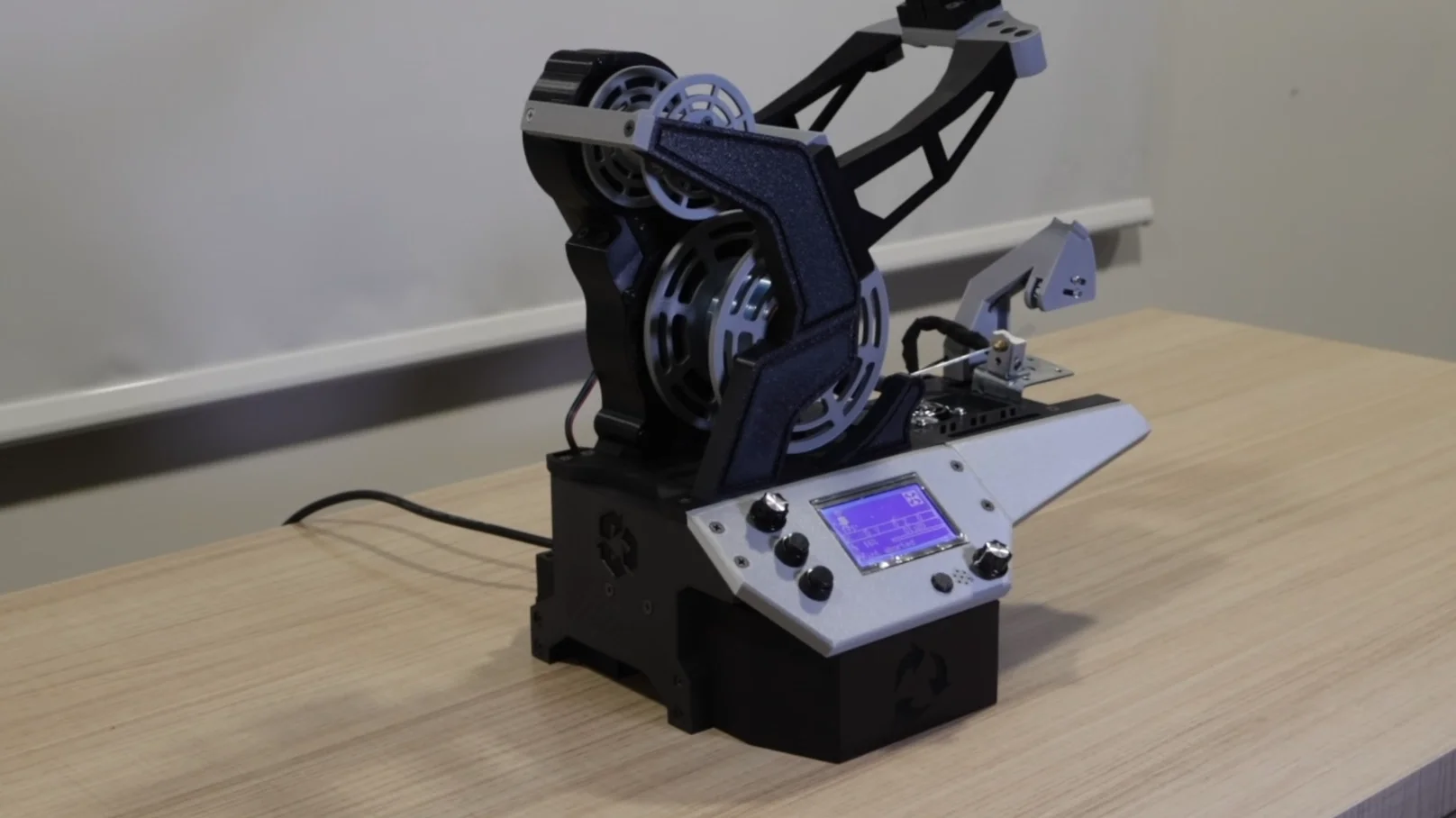 RhinoLab RePETG Makinesi