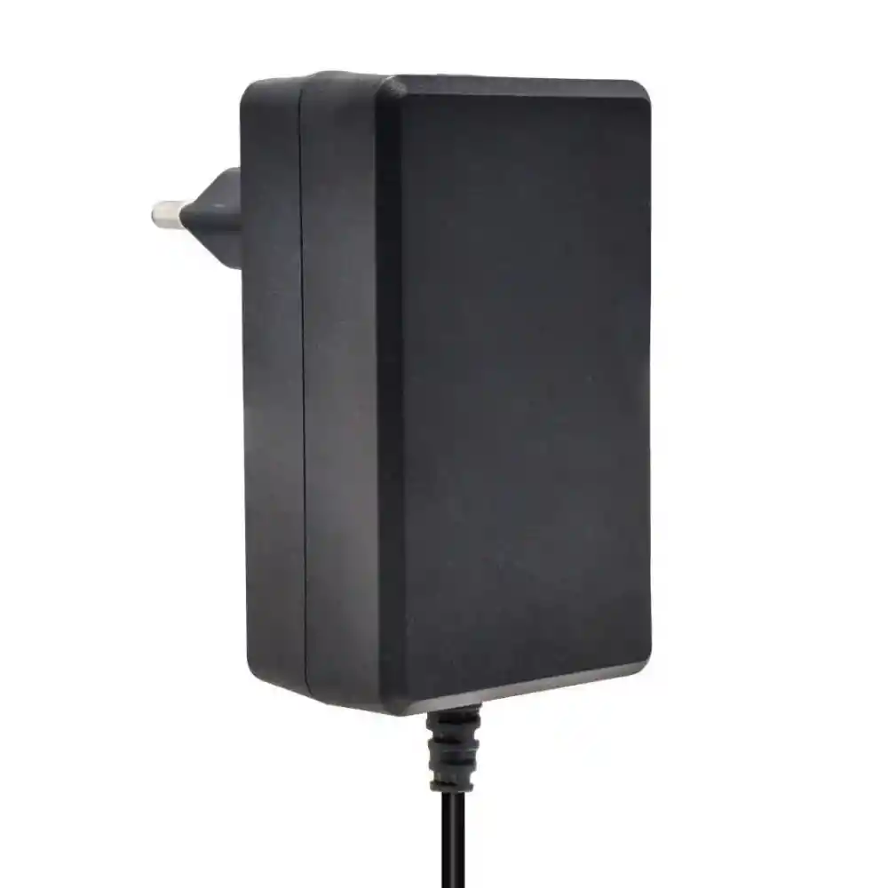 12 Volt 2 Amper 2.5*0.7 Uçlu Priz Tipi Adaptör