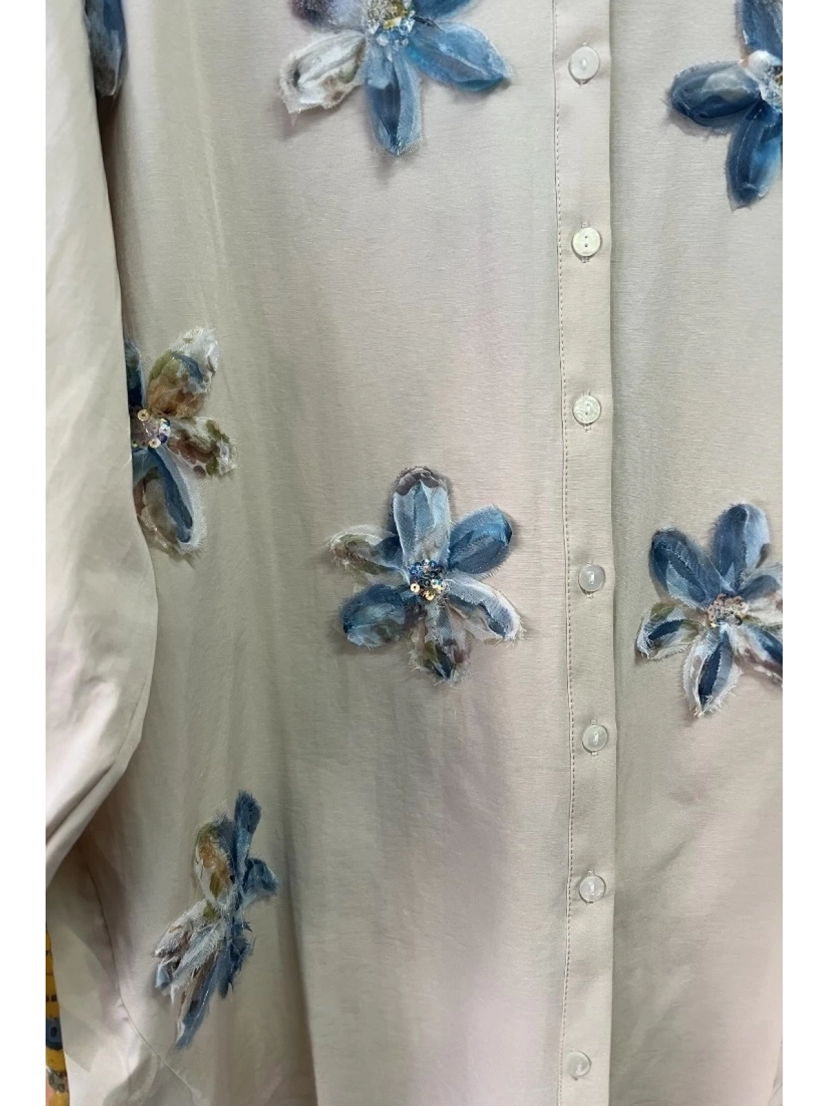 begonya çiçek figürlü oversize kadın gömlek-Bej
