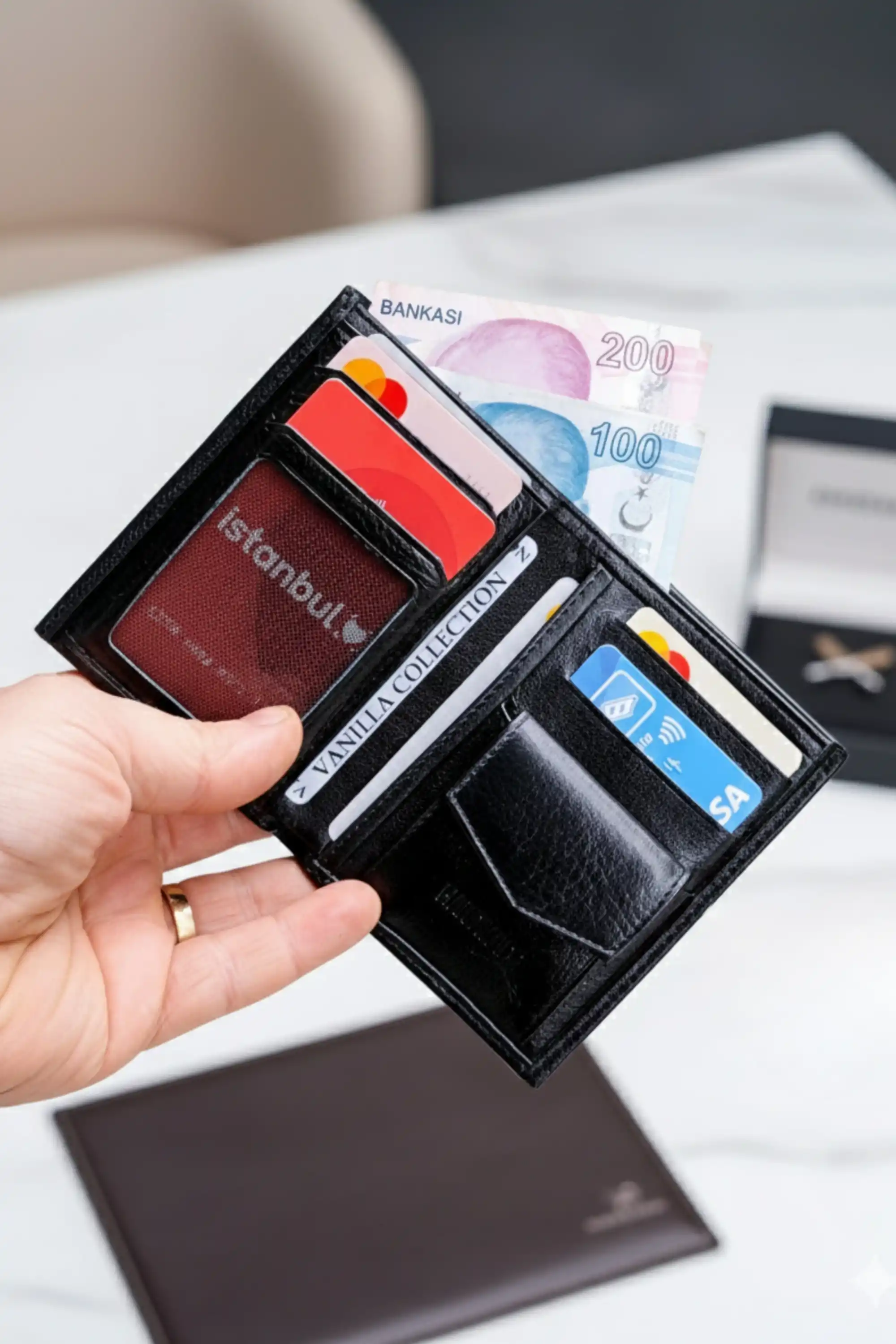 Hakiki Deri Erkek Cüzdan Dik Model – 12 Kart - Bozuk Para Bölmeli - İsim Baskılı - Minimalist Tasarım