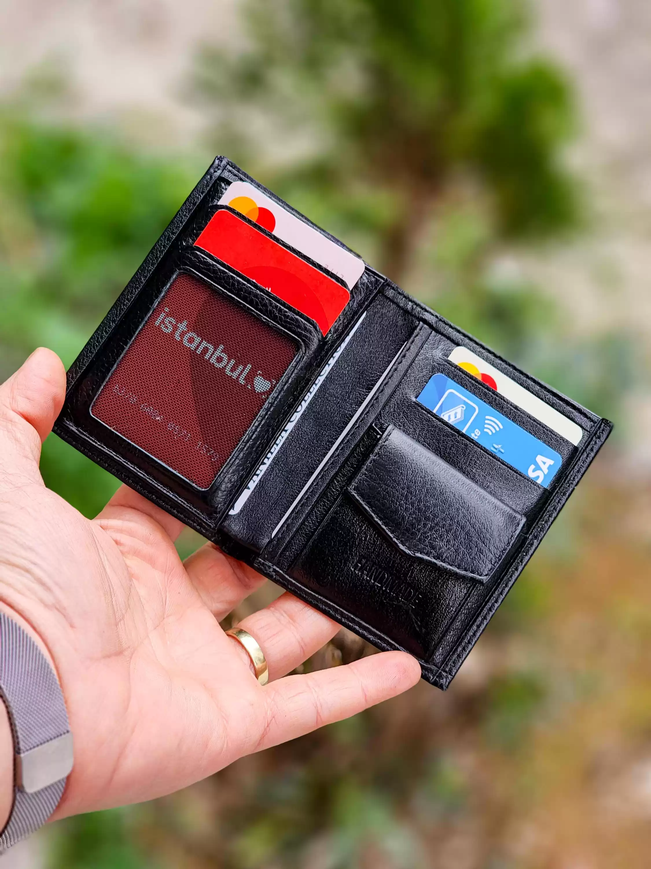 Optimum Model Orijinal Hakiki Deri Siyah Erkek Bozuk Para Gözlü Cüzdan Portföy Kartlık - Dik Model, 10 Kredi Kart Kapasiteli YB