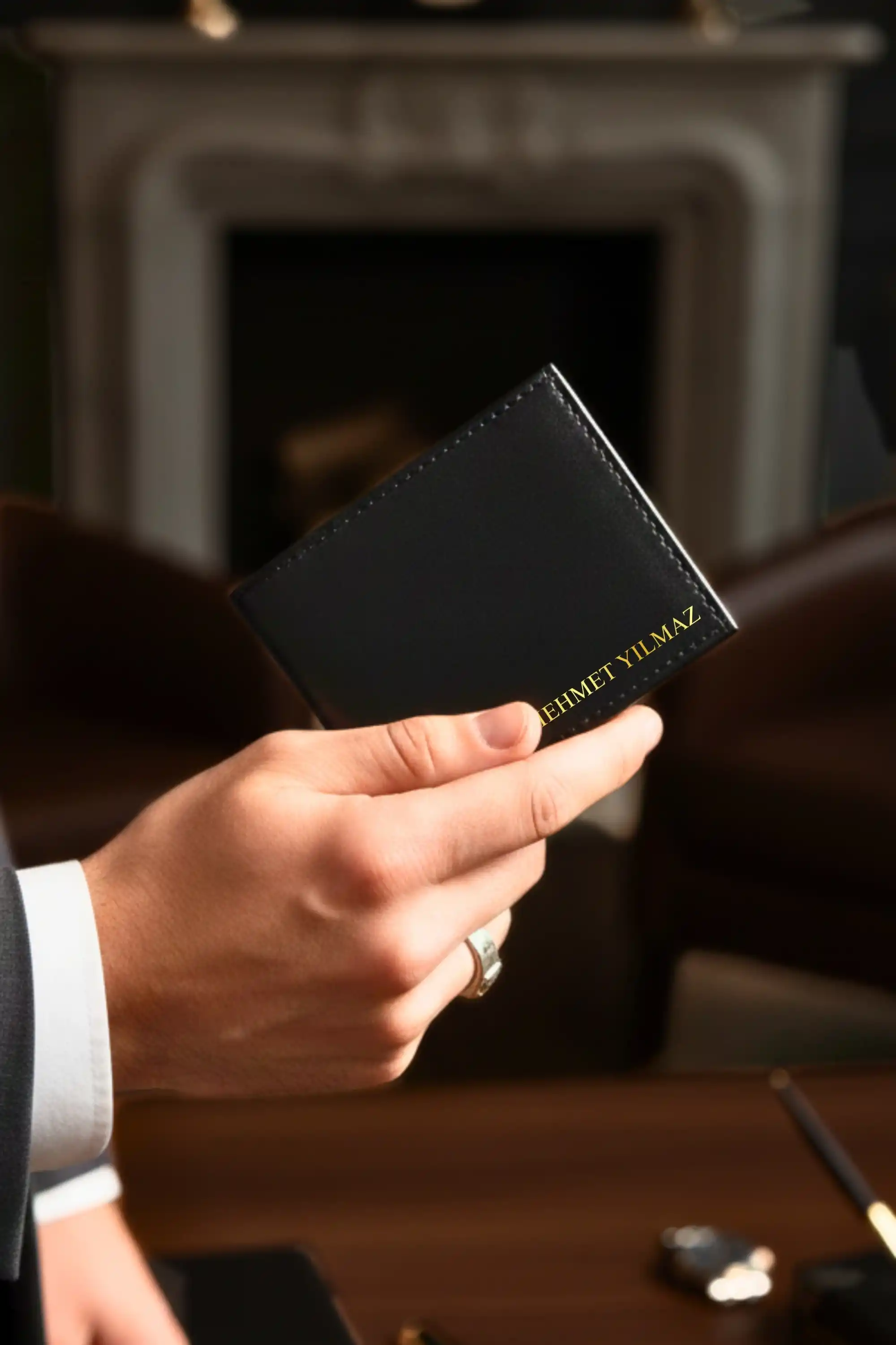 İsim Baskılı Siyah Vegan Deri Cüzdan 8 Kartlık - Para Gözlü - İnce & Küçük - Hediye Paketli