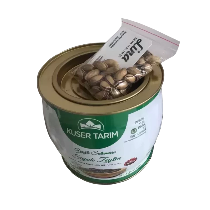 KUSER YAGLI SALAMURA SİYAH ZEYTİN (290/320) 1,8 KG ( 50 gr Antep Fıstıgı Hediye)