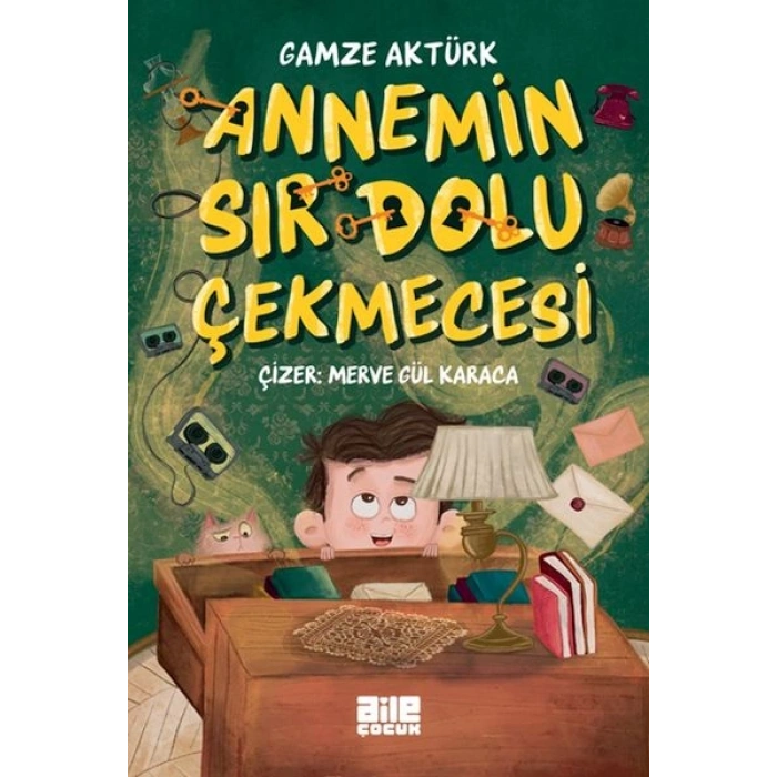 Annemin Sır Dolu Çekmecesi