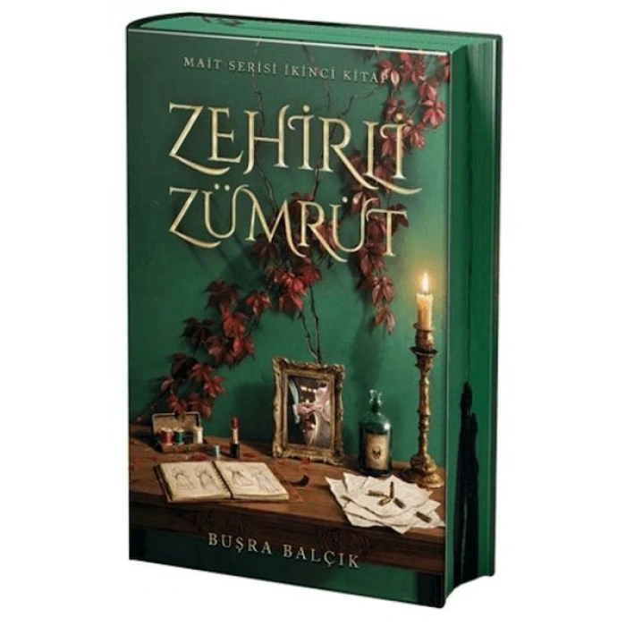Zehirli Zümrüt (Yan Boyamalı Özel Baskı)