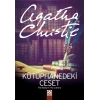 Kütüphanedeki Ceset