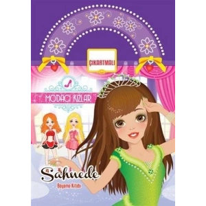 Modacı Kızlar Sahnede