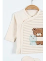 Erkek Bebek 5li Zıbın Takımı – Çizgi Desenli, Patikli, Ayıcık Nakışlı | Ekru