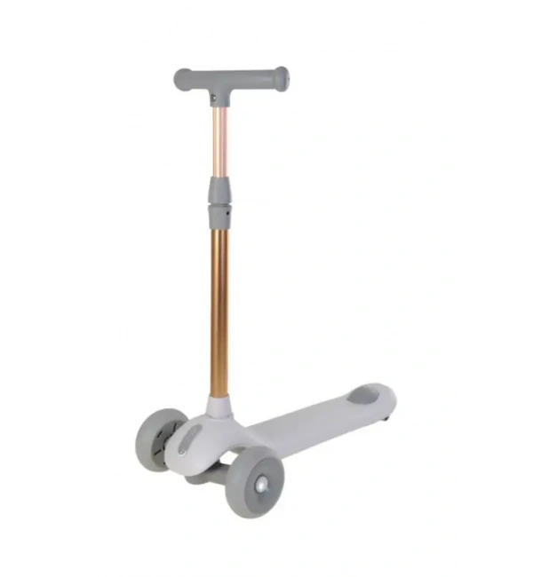 Sesli Işıklı Scooter KM639