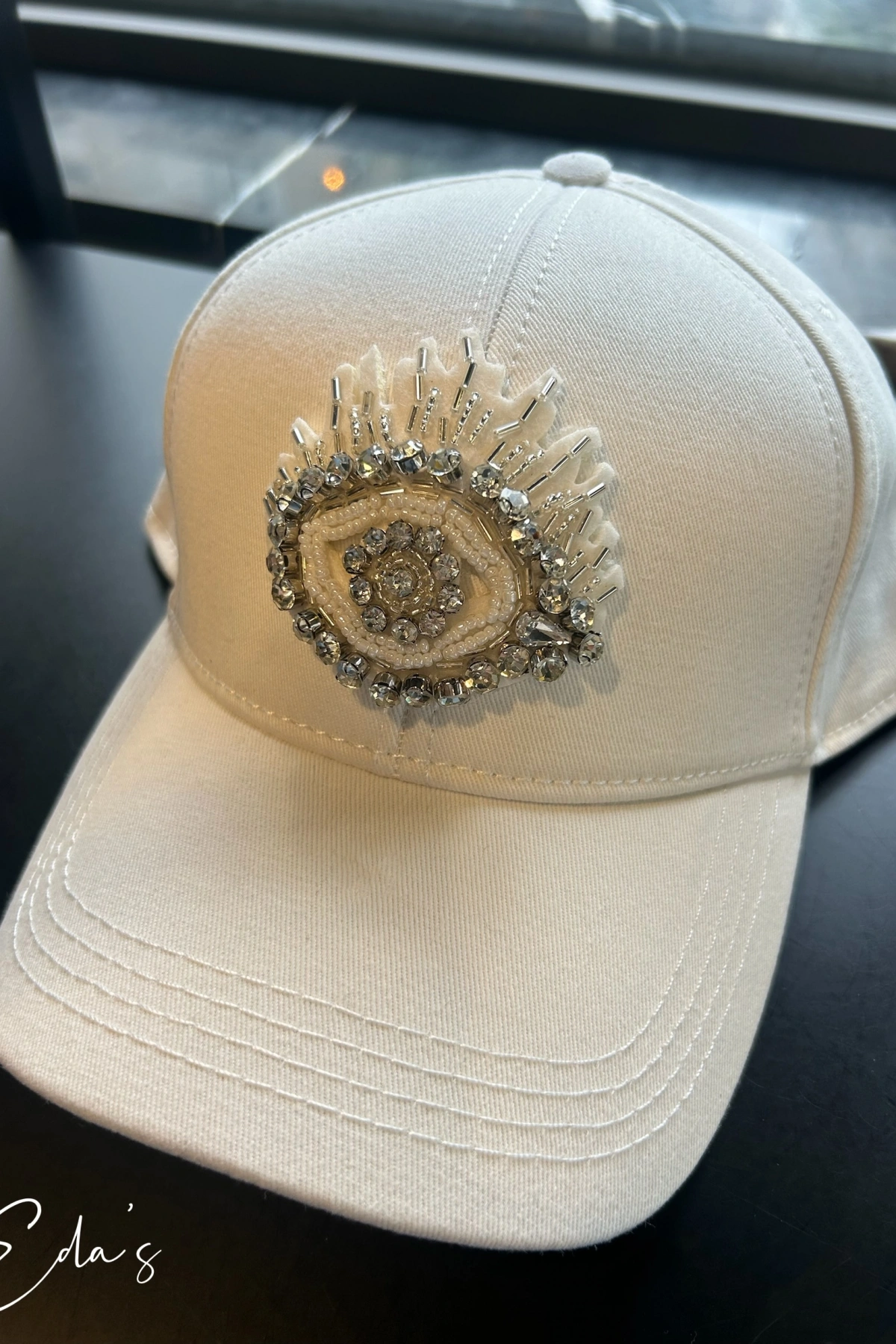 Boncuklu Göz İşlemeli Kep Şapka