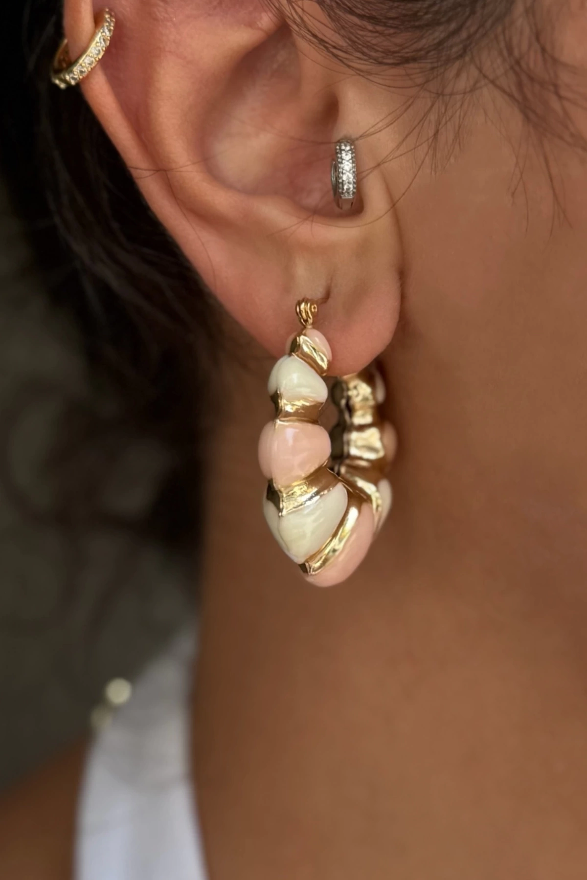 Pembe Sedefli Gold Küpe