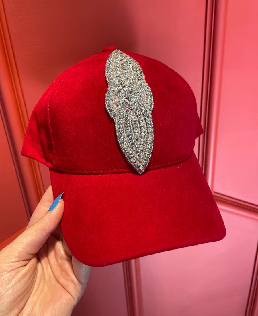 Edas Kırmızı Süet Taş İşlemeli Şapka