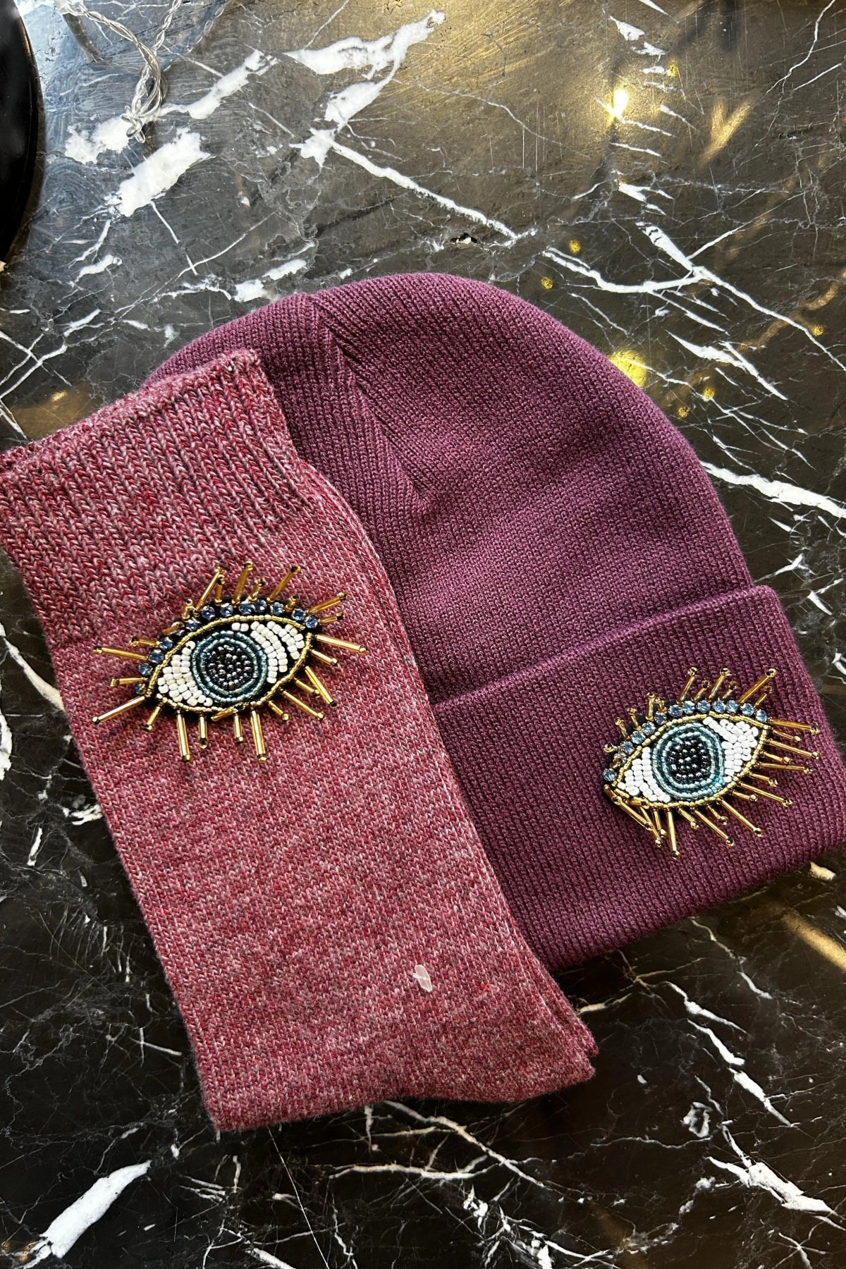 Eda’s Göz Kombinli Bere&Çorap