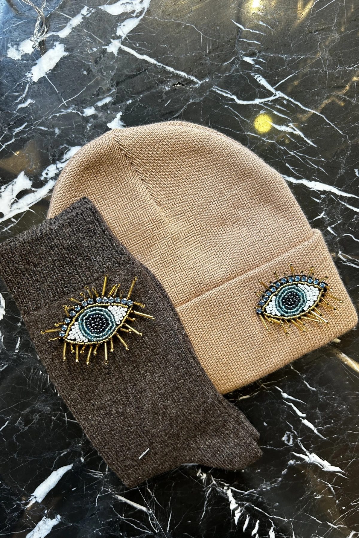 Eda’s Göz İşleme Kombin Bere&Çorap